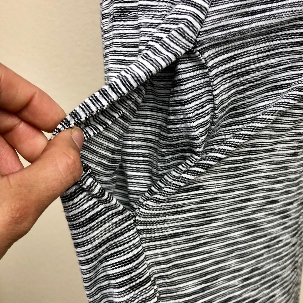 ☀️ 3/$25 LUCKY BRAND Striped Pocket Keyhole Dress - Picture 5 of 8